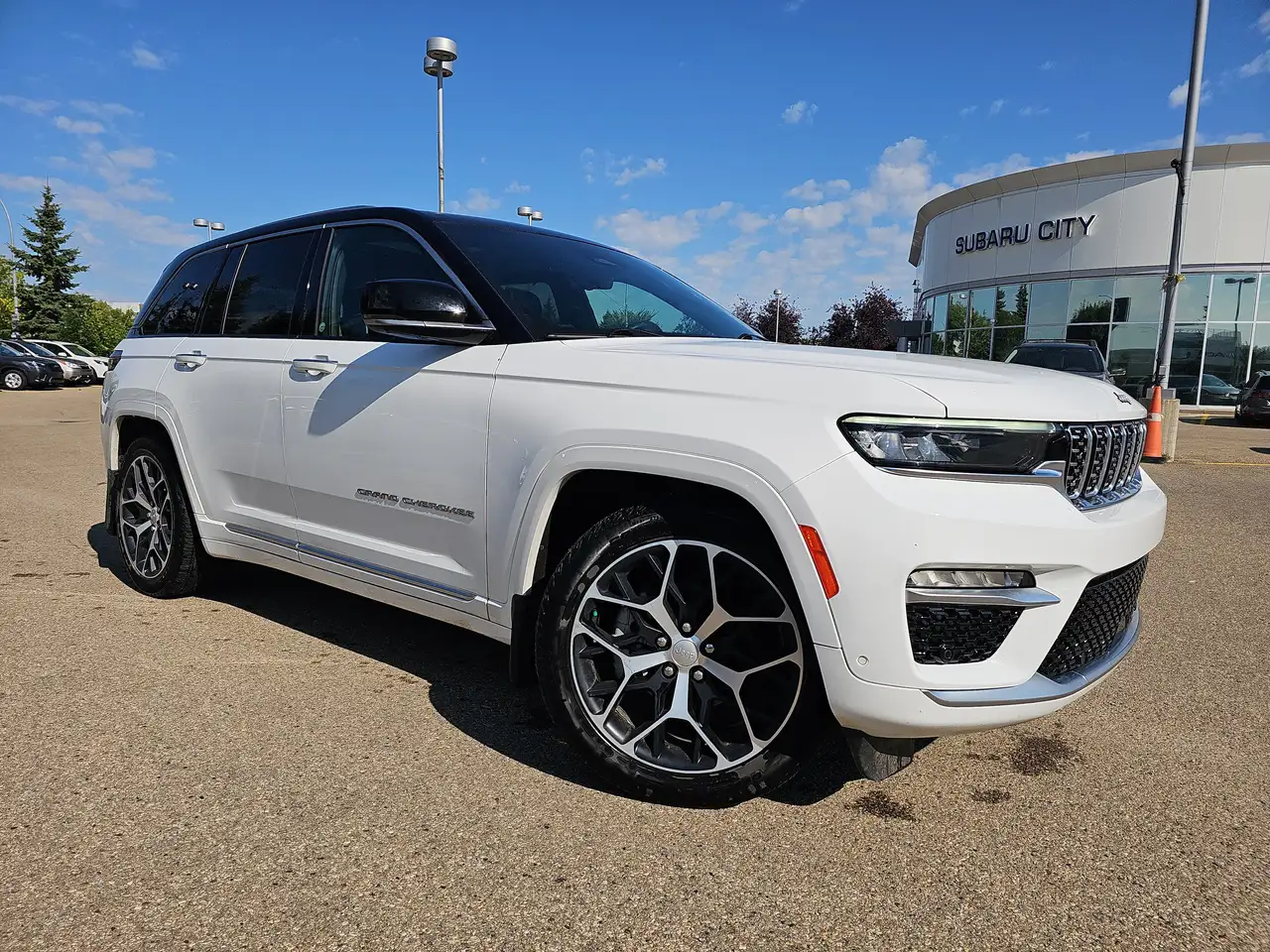 Jeep Grand Cherokee - Image 2