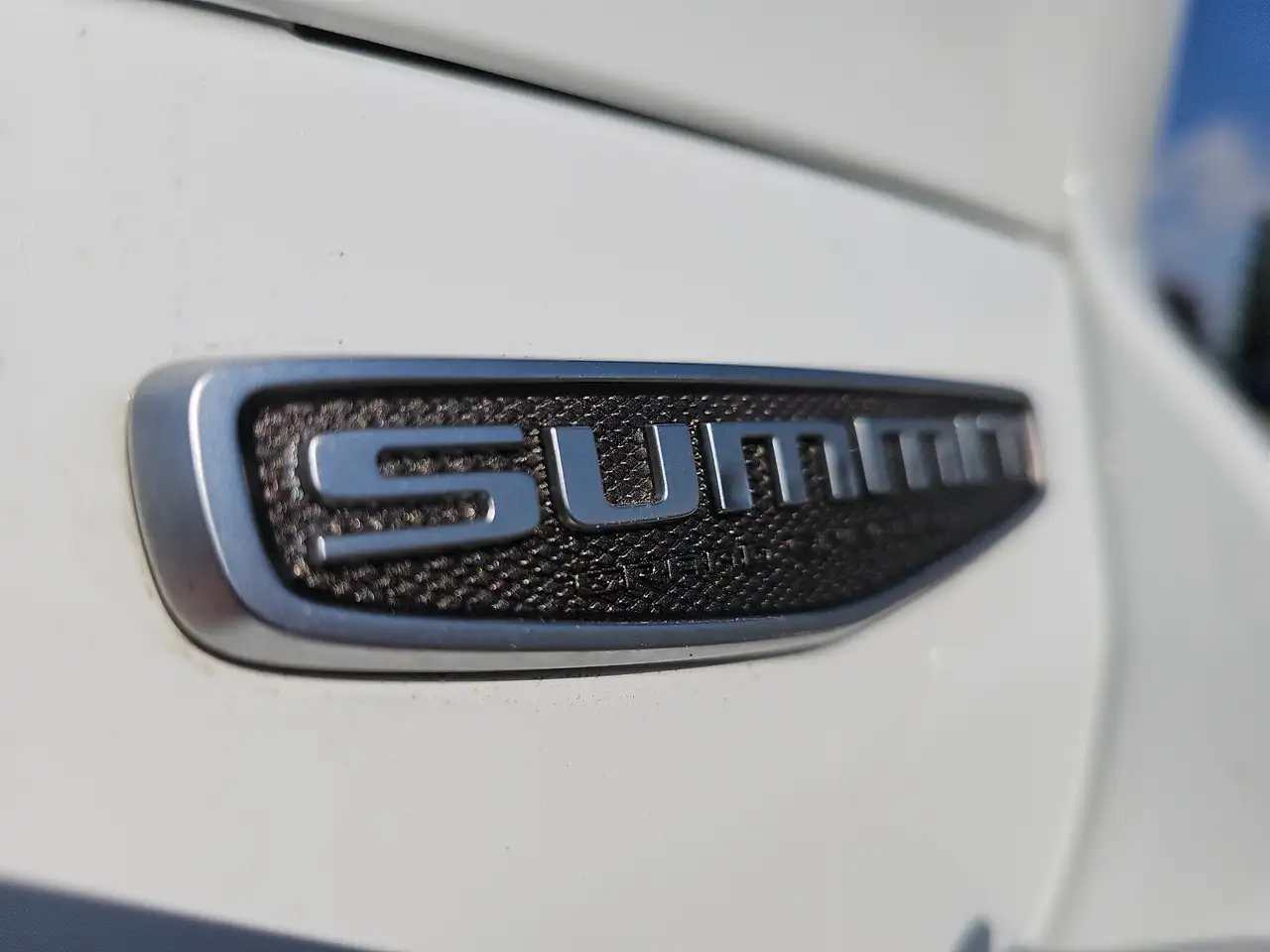Jeep Grand Cherokee - Image 11