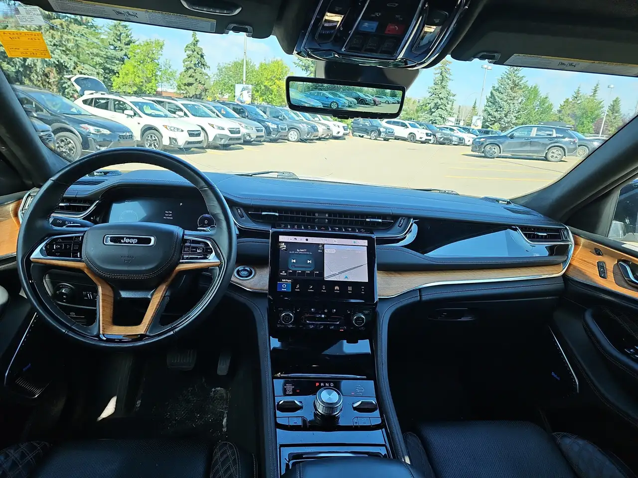 Jeep Grand Cherokee - Image 25