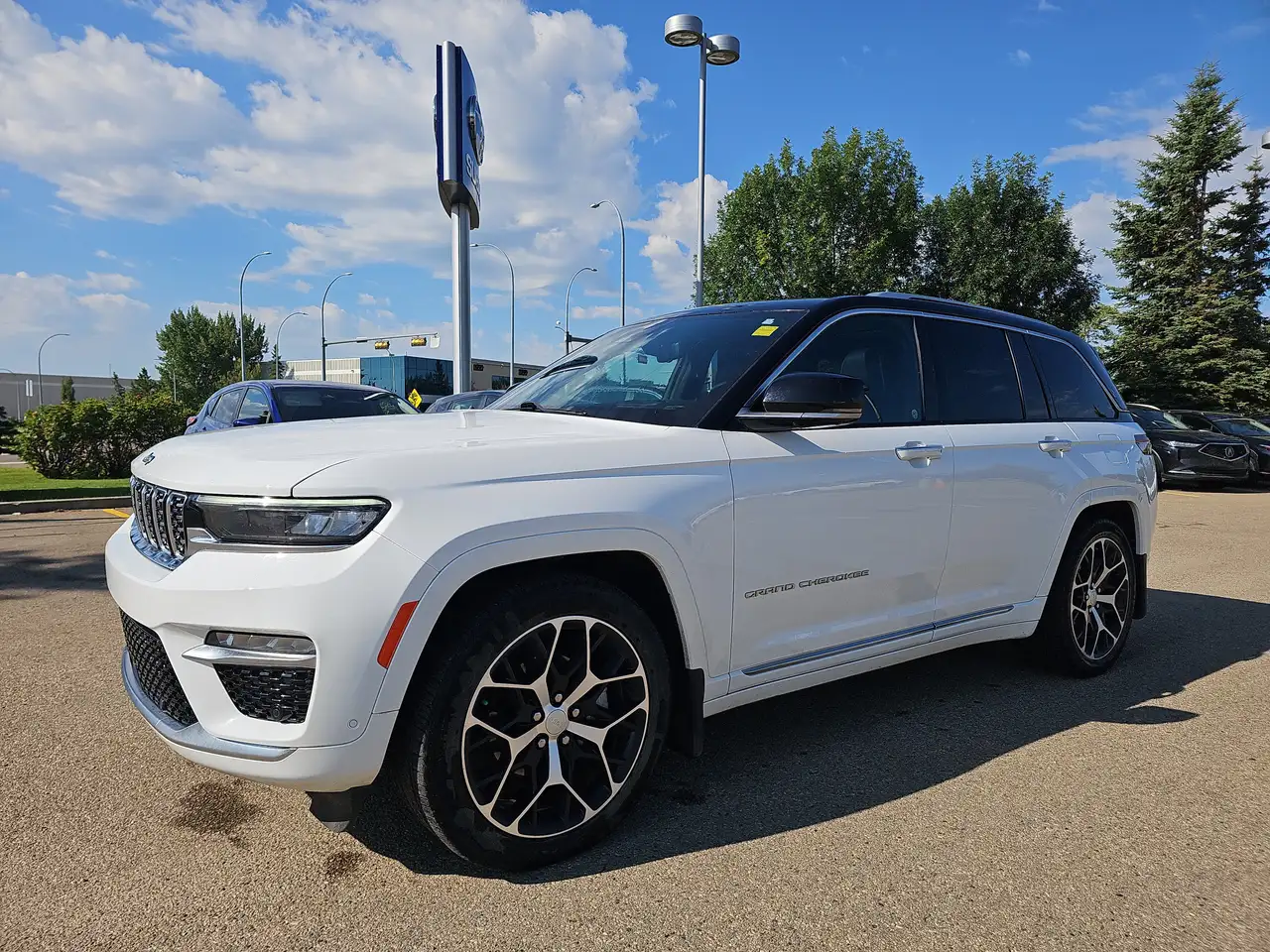 Jeep Grand Cherokee - Image 5