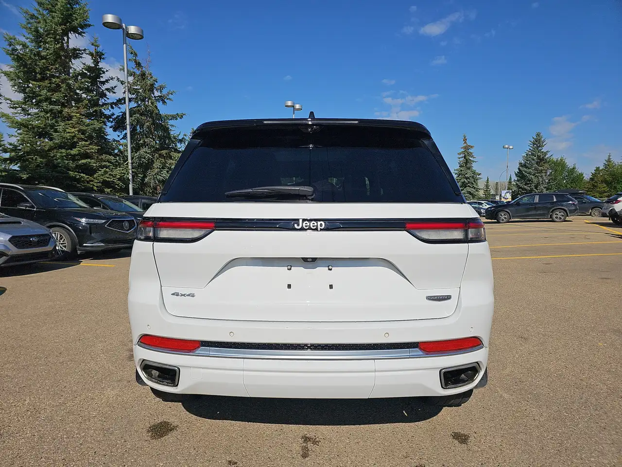 Jeep Grand Cherokee - Image 8