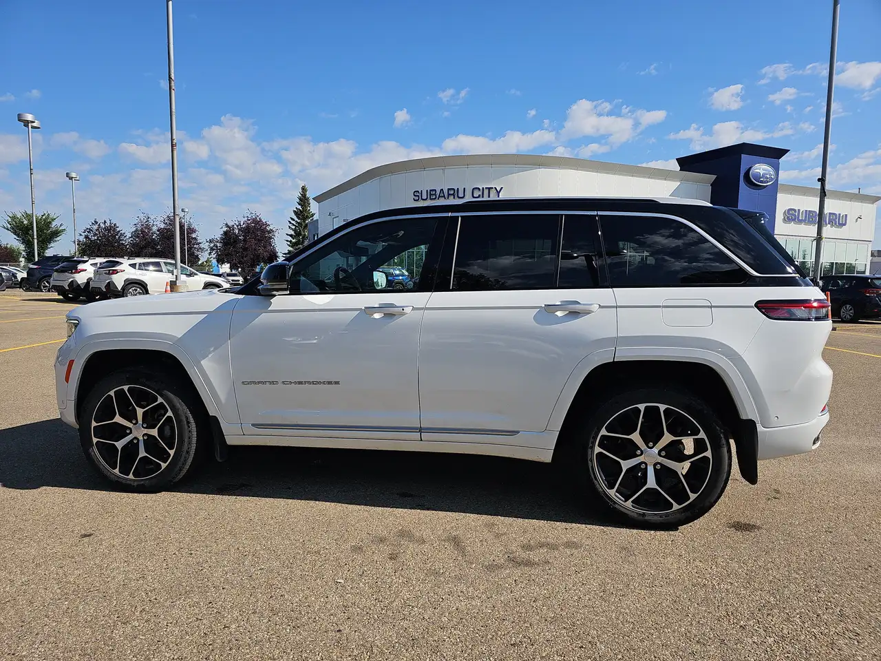 Jeep Grand Cherokee - Image 6