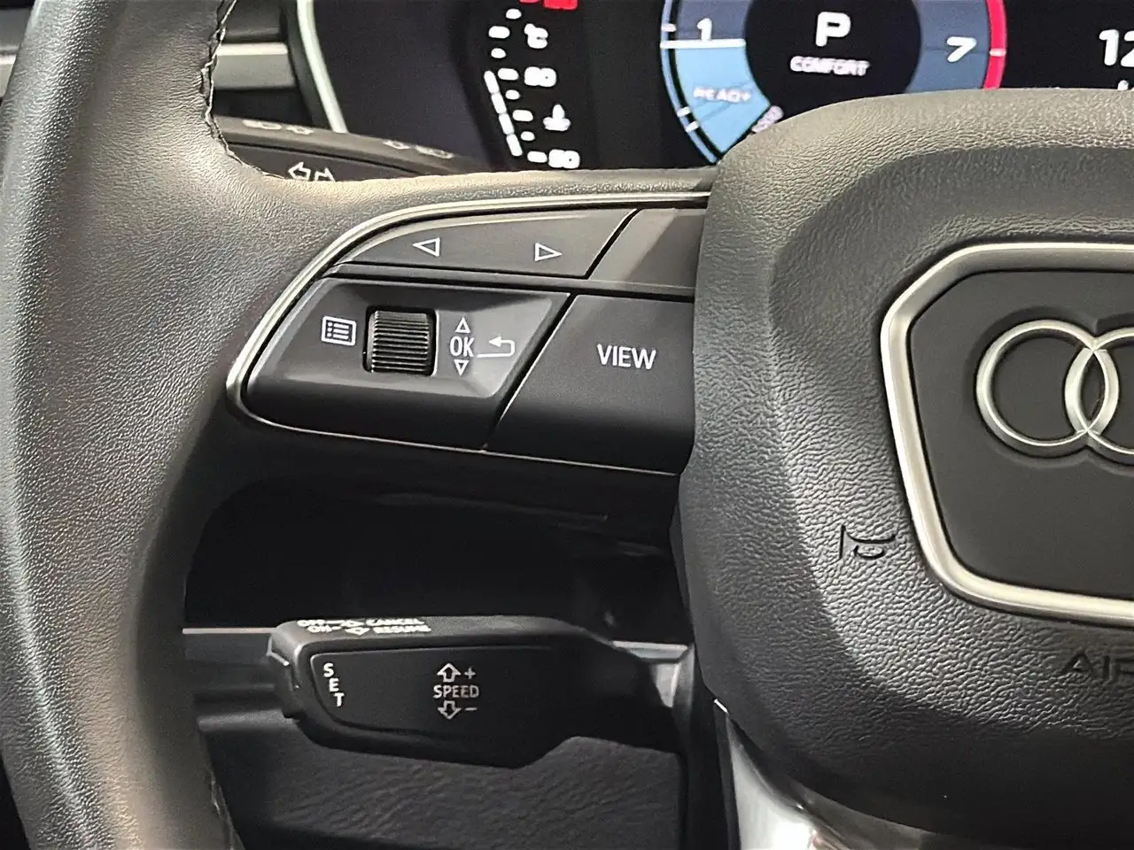 Audi Q3 - Image 34