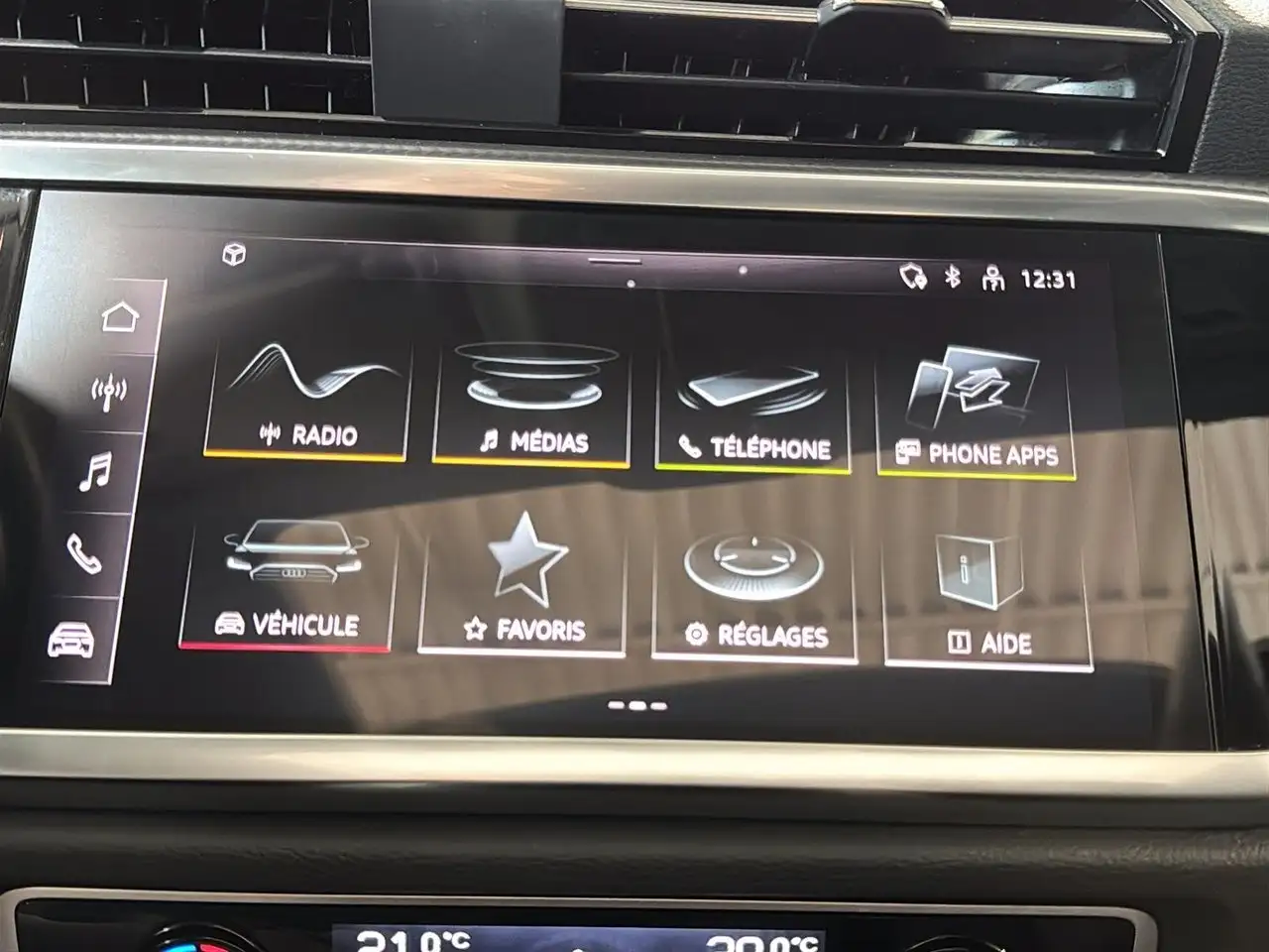 Audi Q3 - Image 27