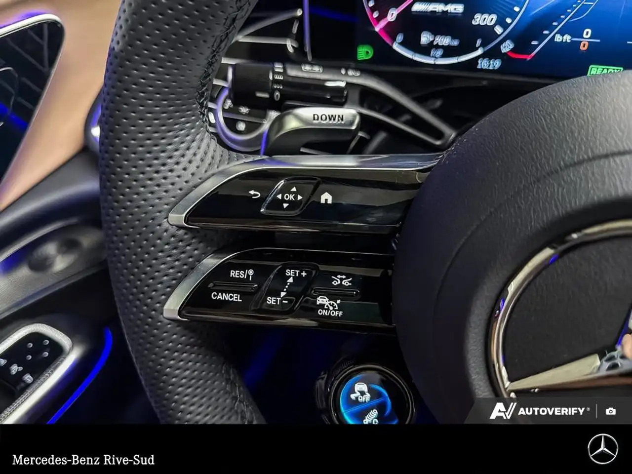 Mercedes-Benz E-Class - Image 21