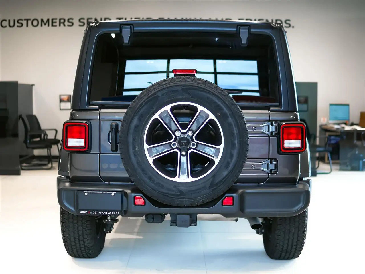 Jeep Wrangler - Image 8