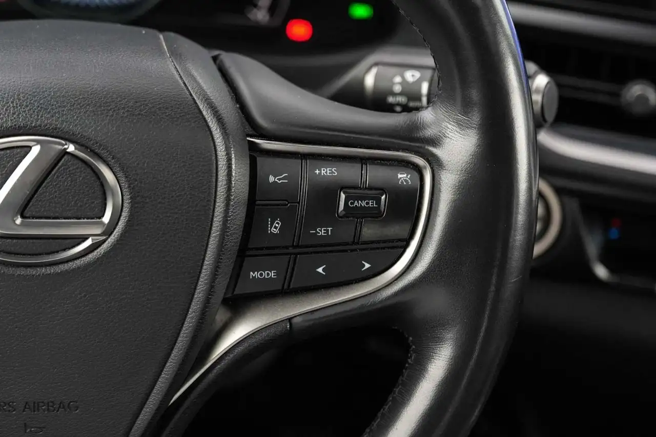 Lexus UX - Image 25