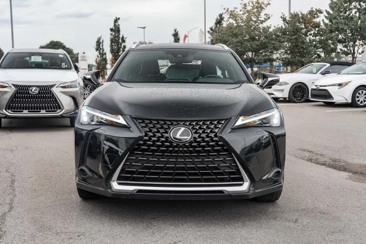 Lexus UX - Image 3