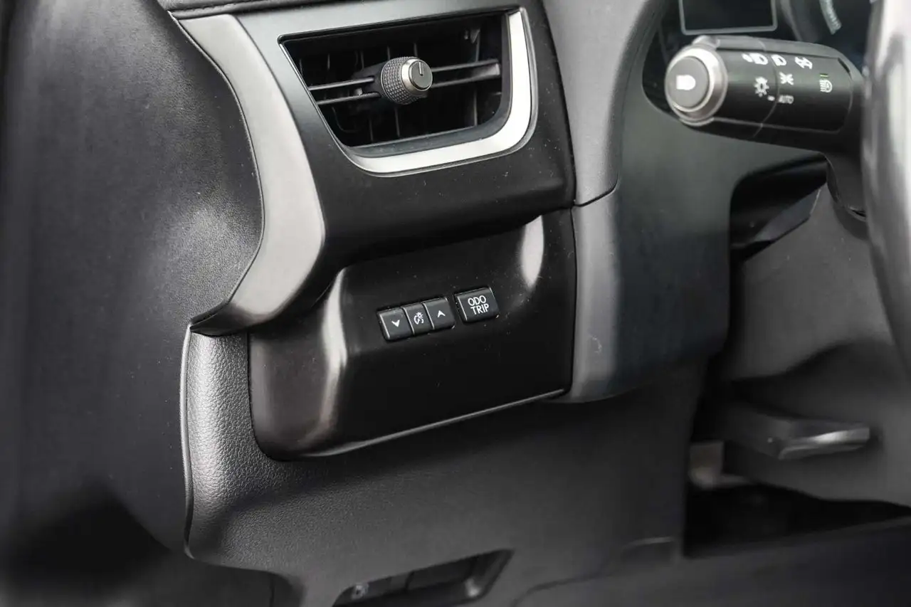 Lexus UX - Image 36