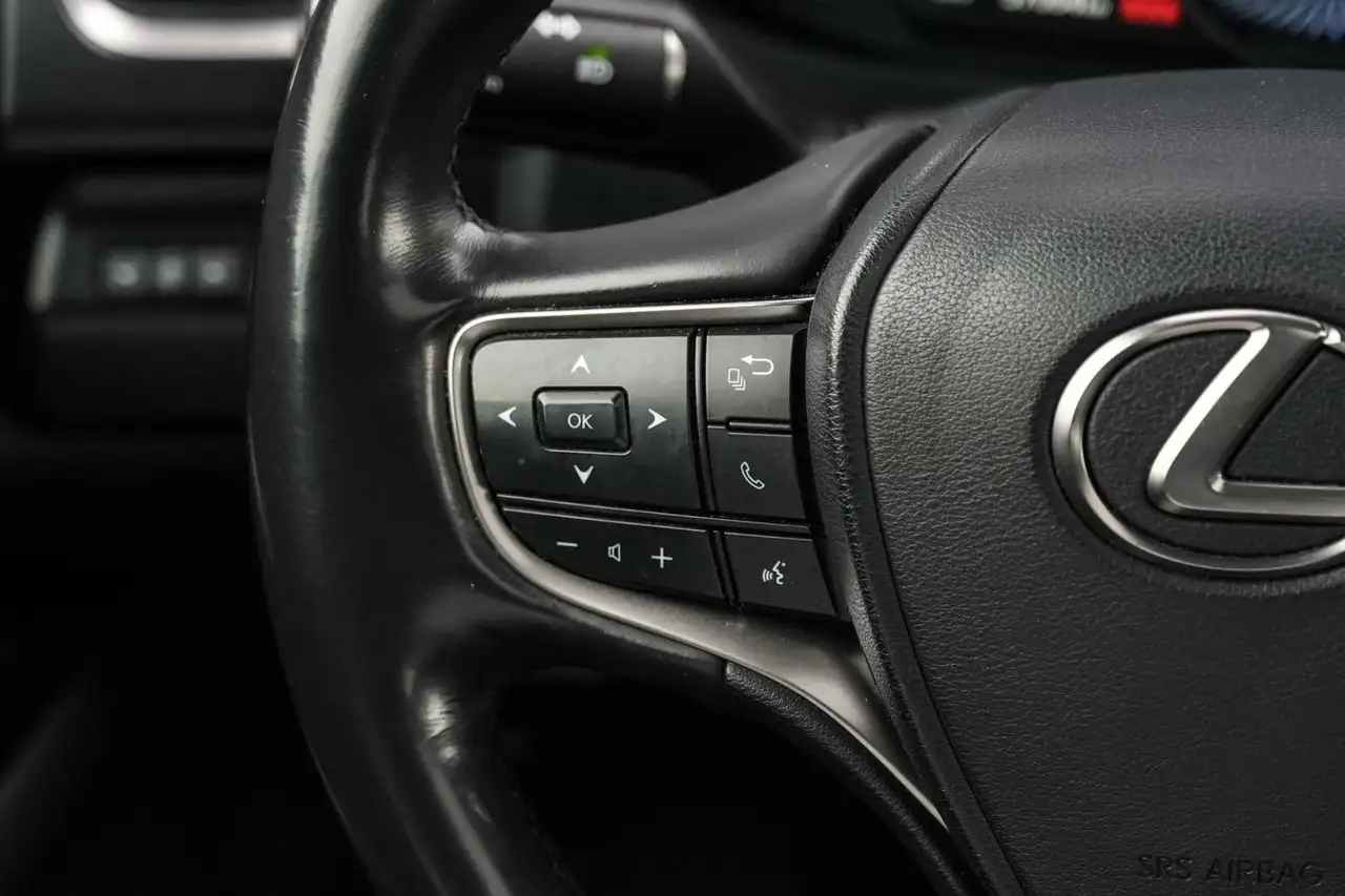 Lexus UX - Image 26