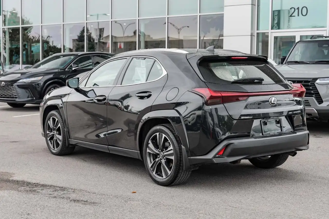 Lexus UX - Image 7