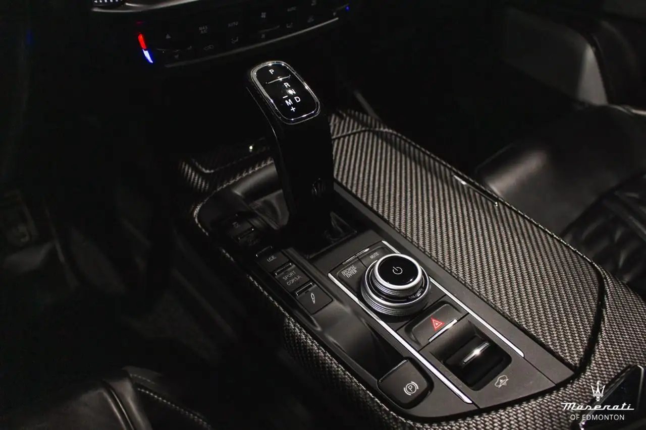 Maserati Levante - Image 21