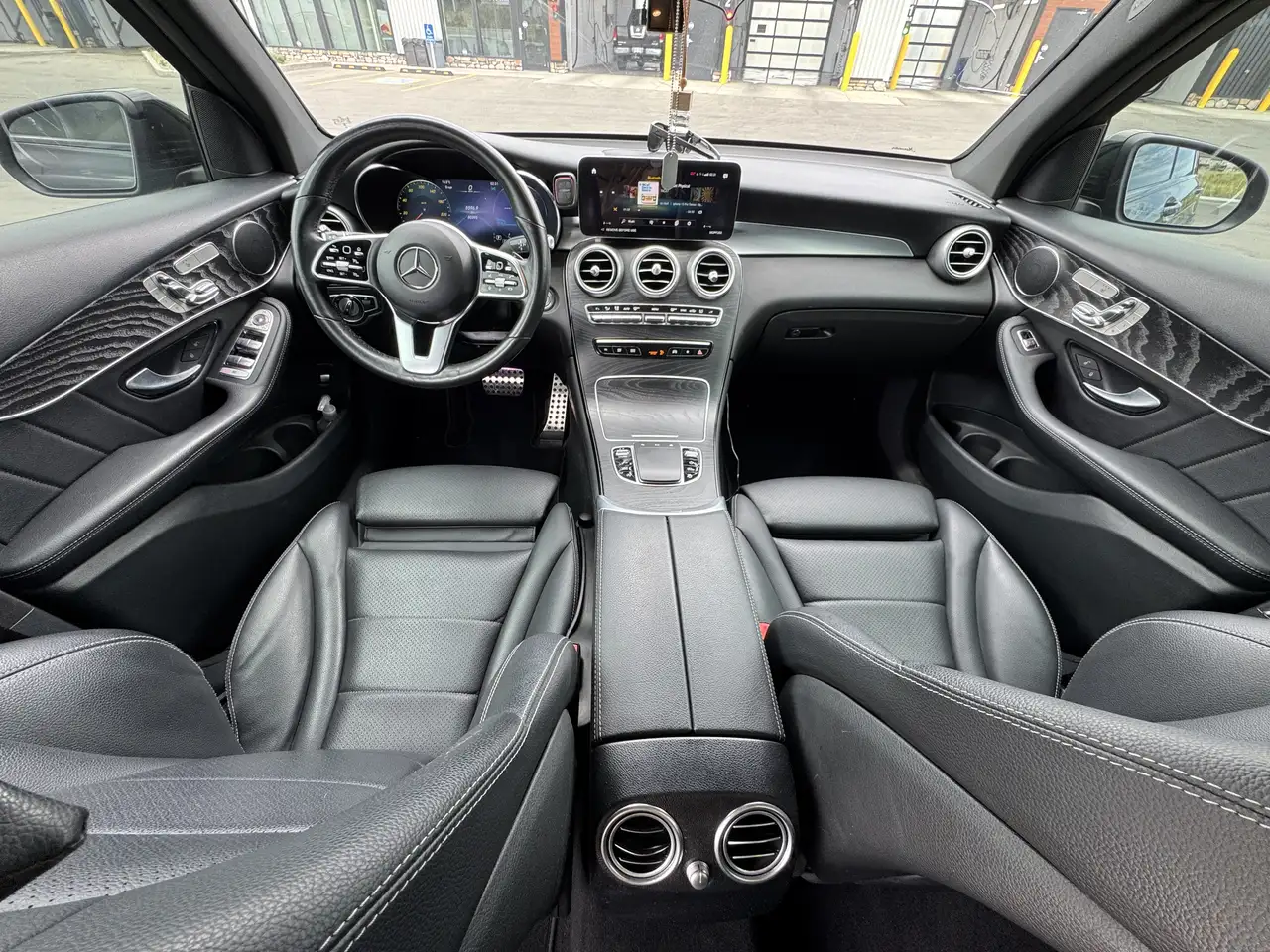 Mercedes-Benz GLC - Image 14
