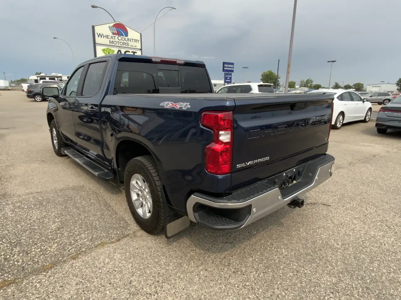 Chevrolet Silverado 1500 - Image 6