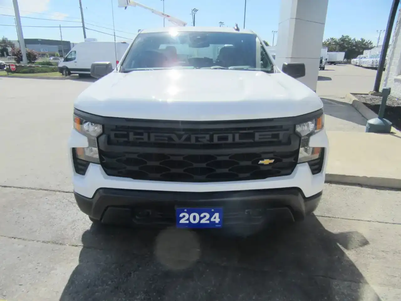 Chevrolet Silverado 1500 - Image 9