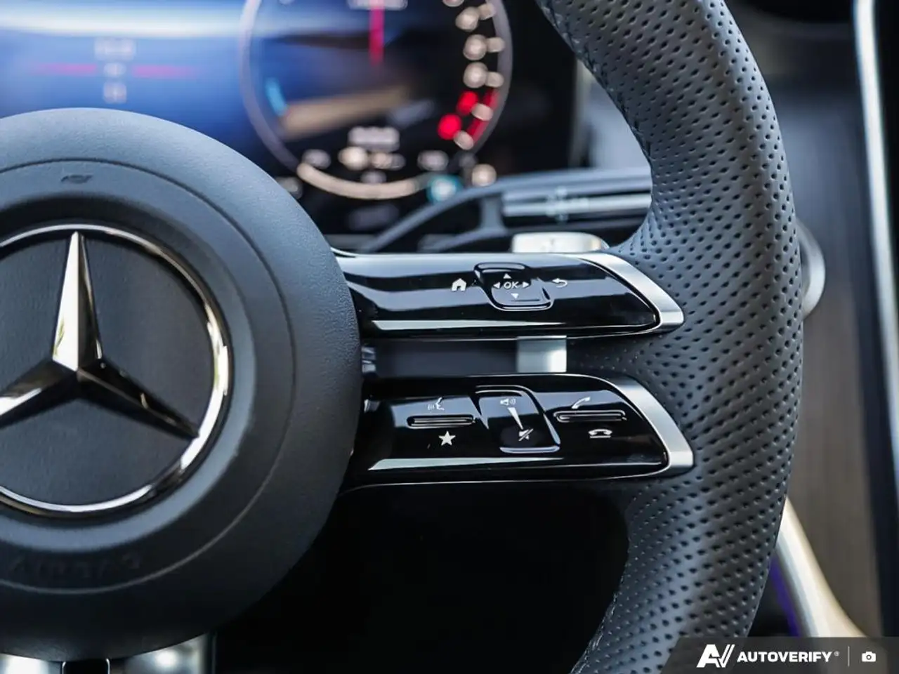 Mercedes-Benz GLC - Image 16