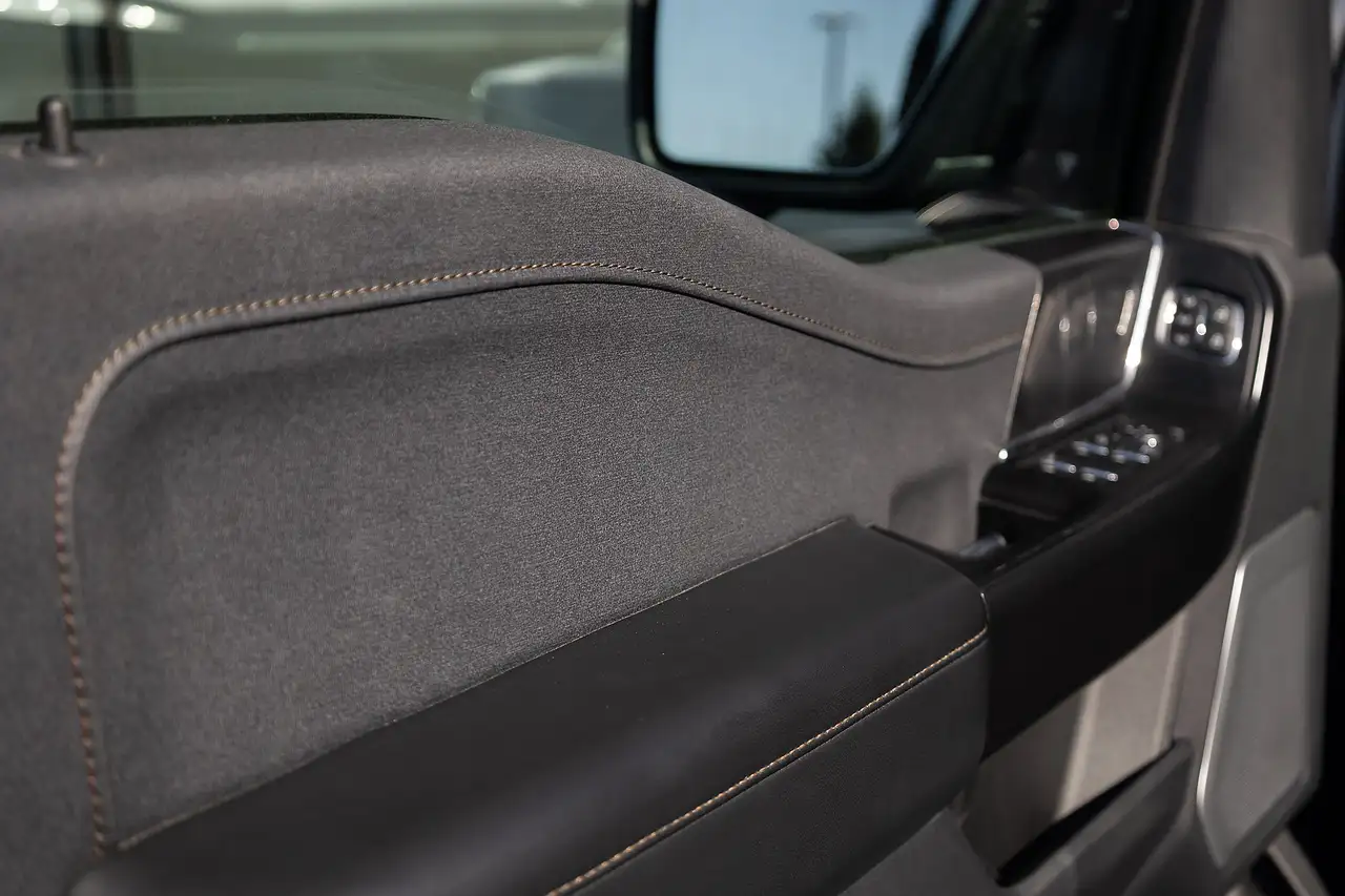 Ford F-150 - Image 23