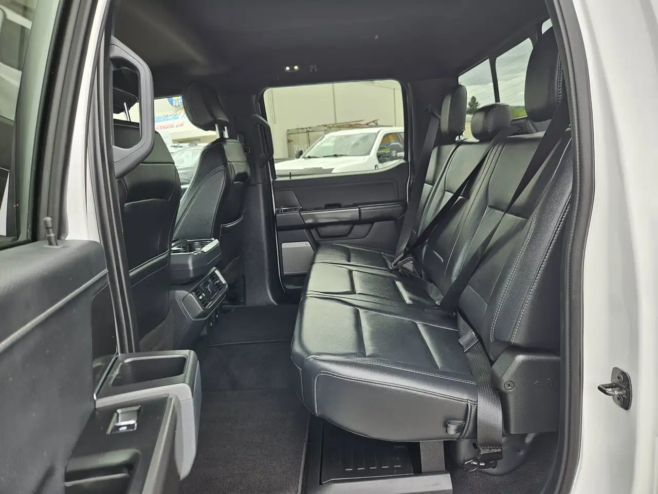Ford F-150 - Image 25