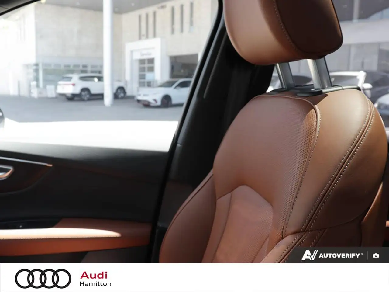 Audi Q7 - Image 25
