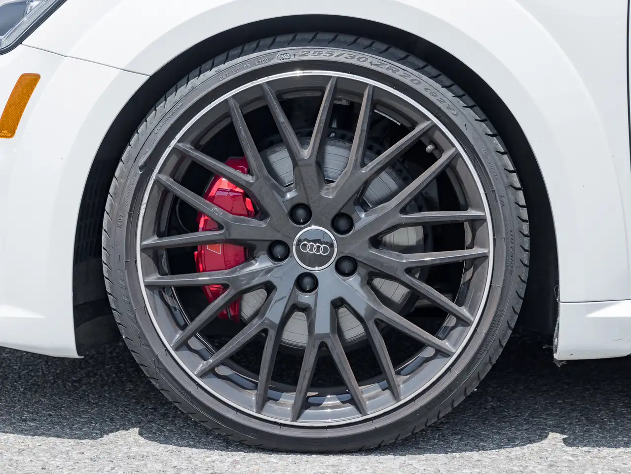 Audi TTS - Image 11