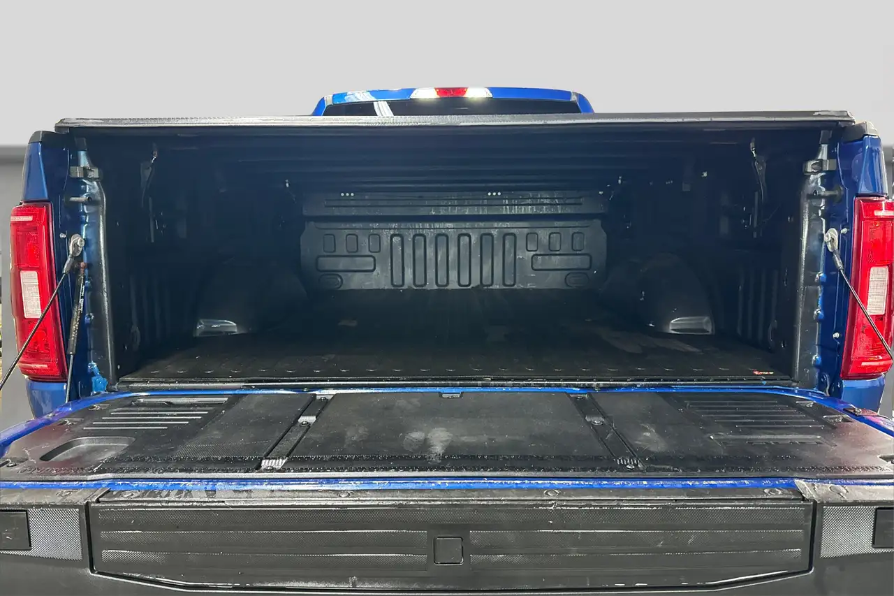 Ford F-150 - Image 10