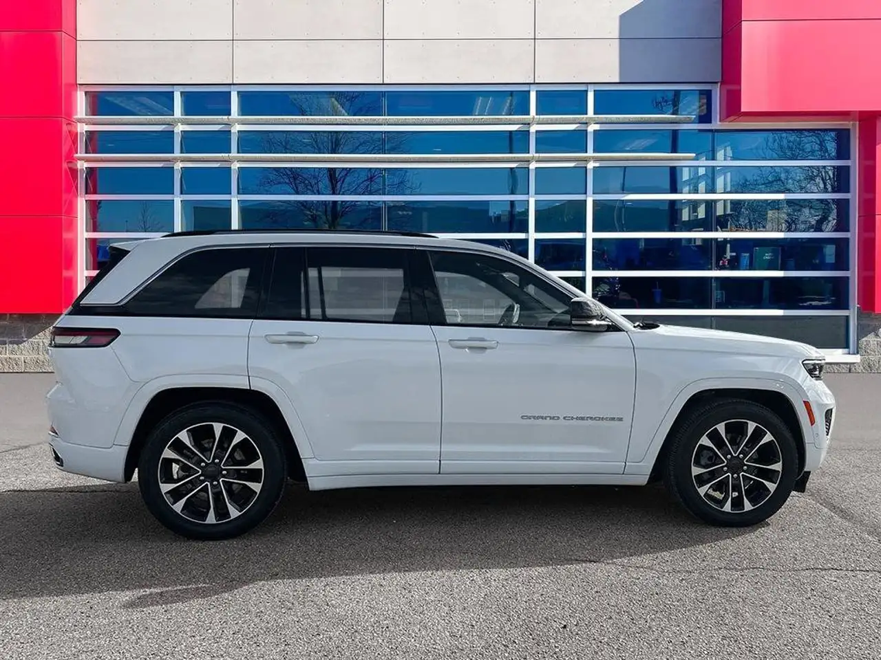Jeep Grand Cherokee - Image 6
