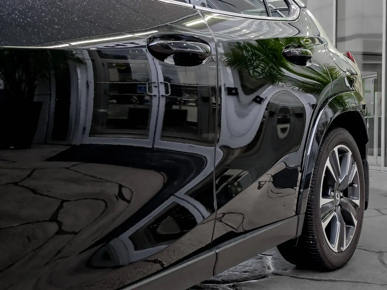 Lexus UX - Image 7