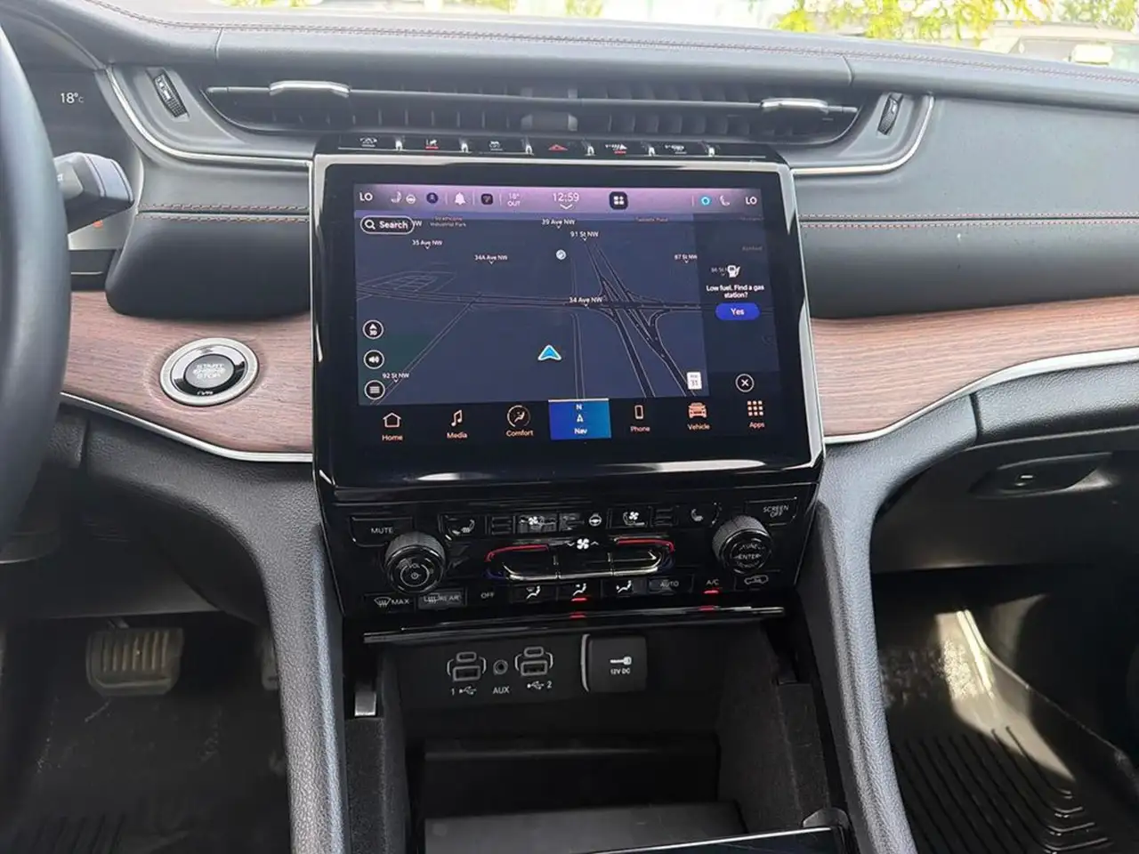 Jeep Grand Cherokee - Image 20