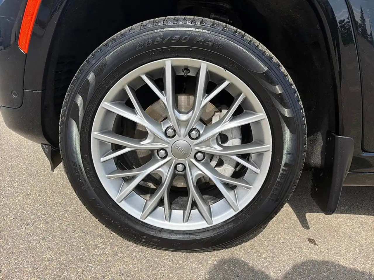 Jeep Grand Cherokee - Image 7