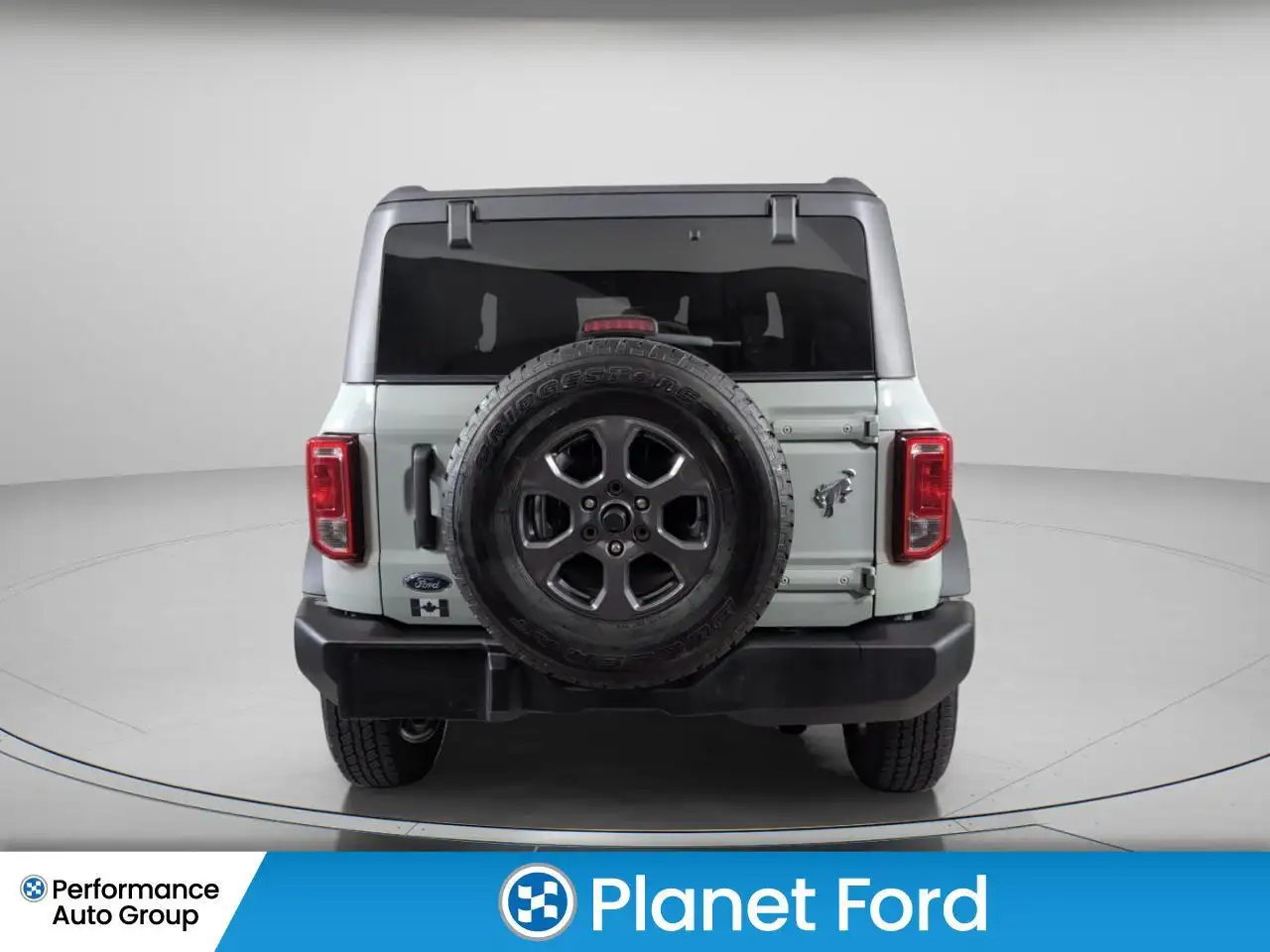 Ford Bronco - Image 6