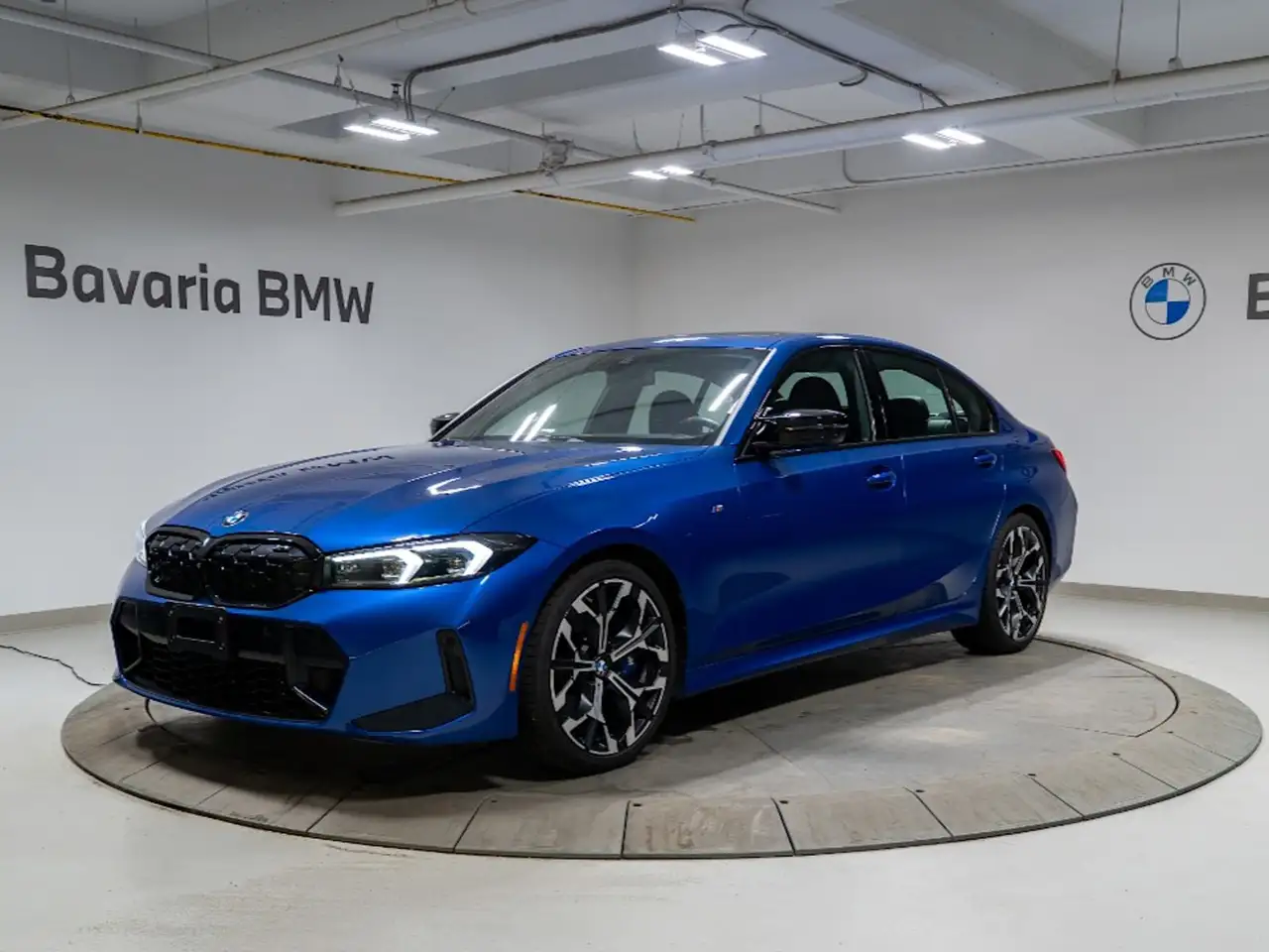 BMW 3 Series - Image 1