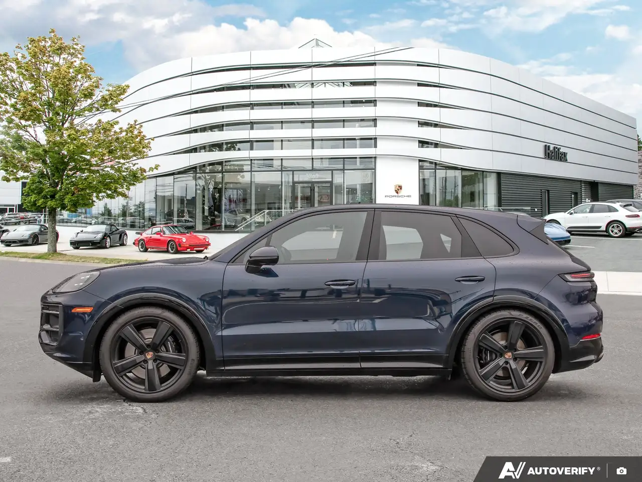 Porsche Cayenne - Image 2