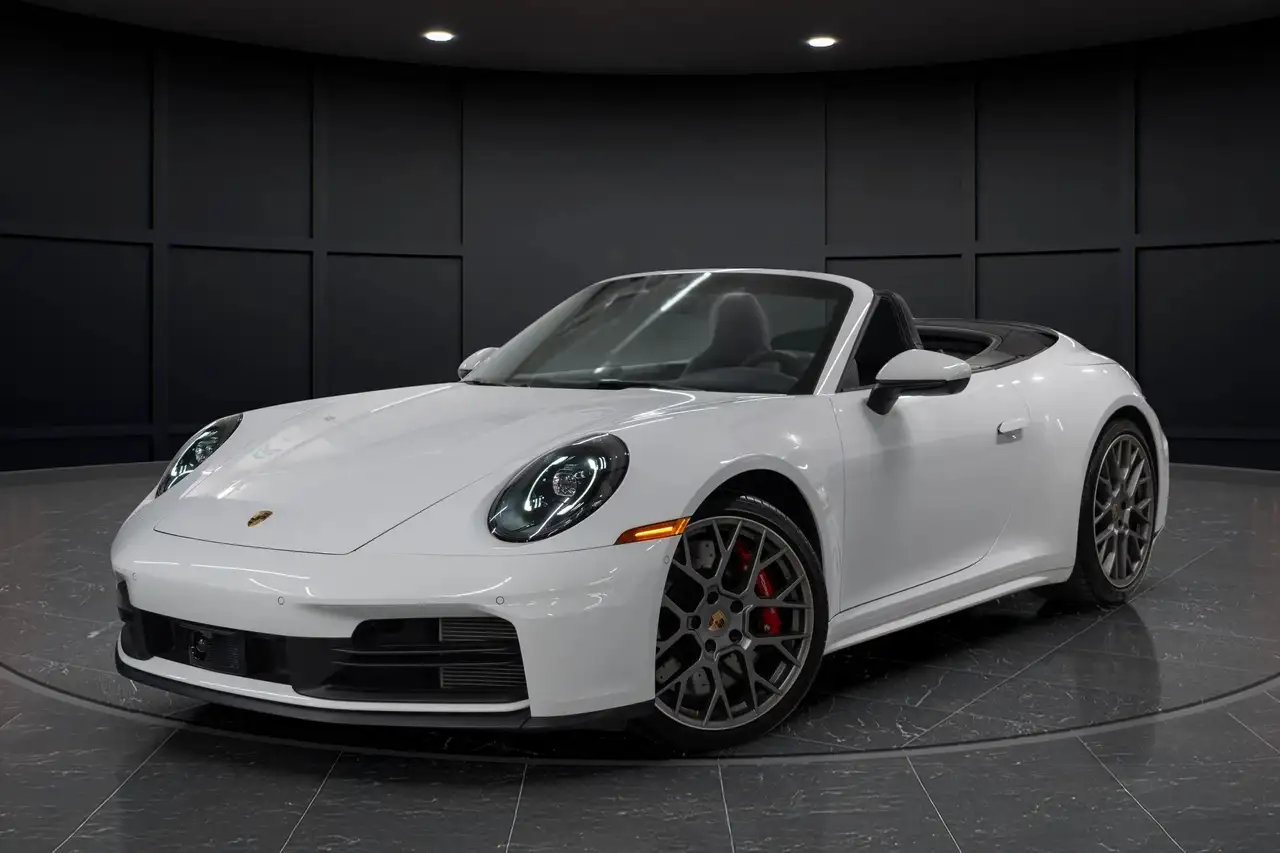 Porsche 911 - Image 1