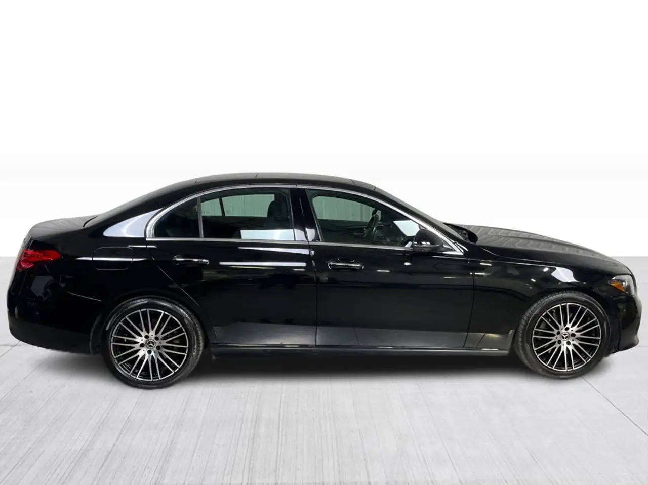 Mercedes-Benz C-Class - Image 2