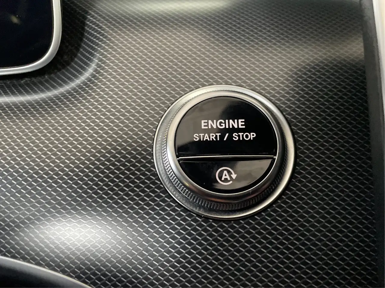Mercedes-Benz C-Class - Image 29