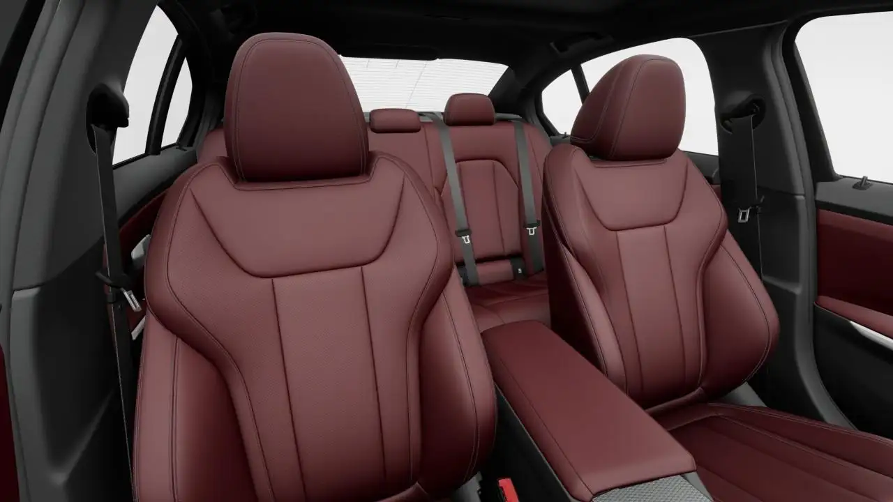 BMW 3 Series - Image 11