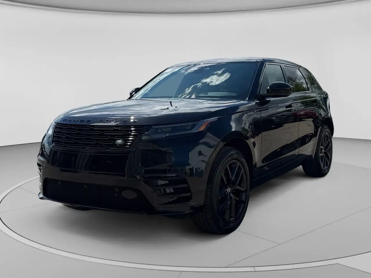 Land Rover Range Rover Velar - Image 1