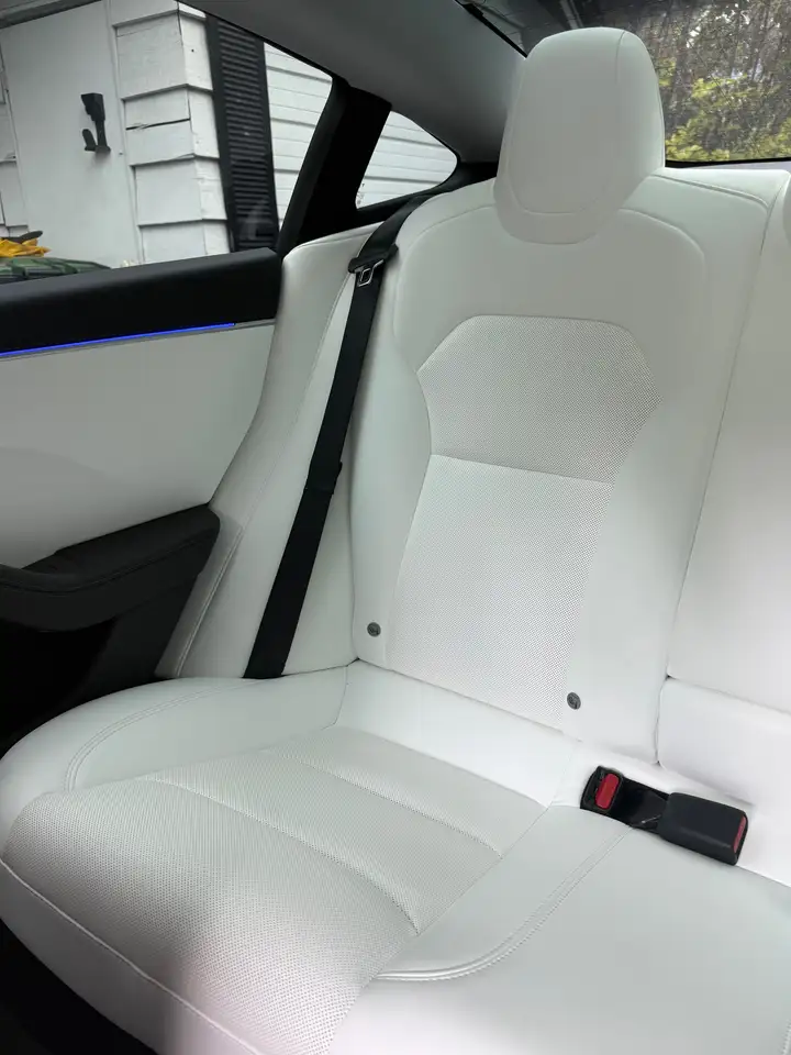 Tesla Model 3 - Image 5