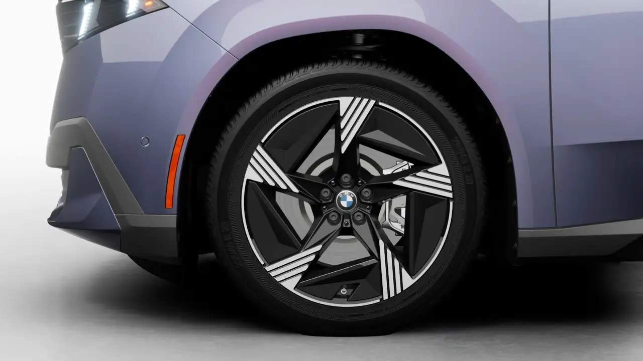 BMW iX3 - Image 7