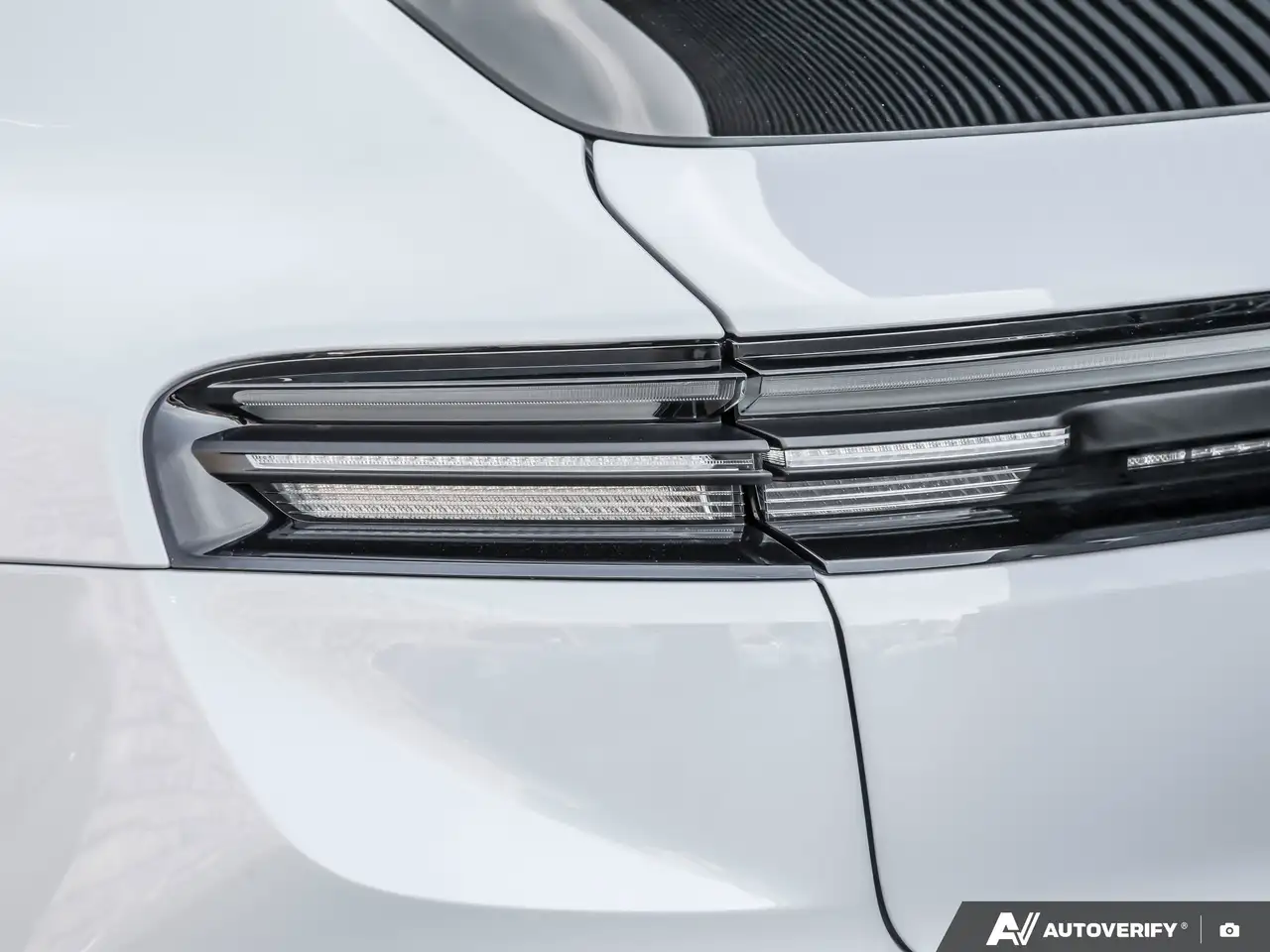 Porsche Macan - Image 12