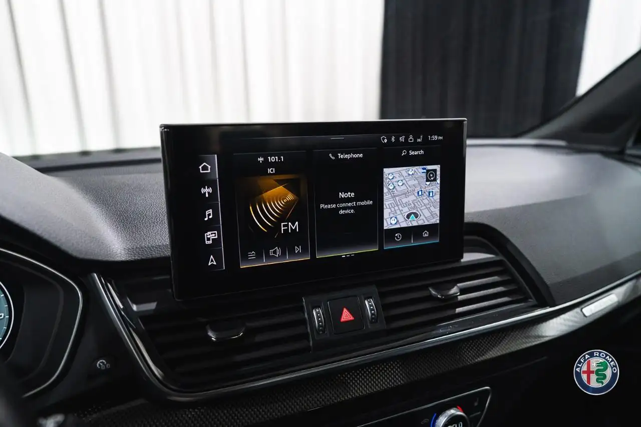 Audi SQ5 - Image 17