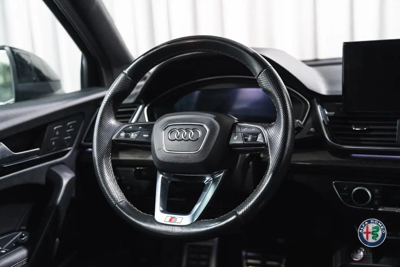 Audi SQ5 - Image 22