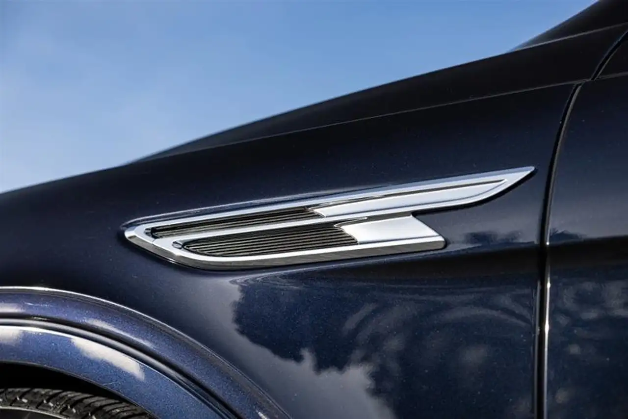Bentley Bentayga - Image 7