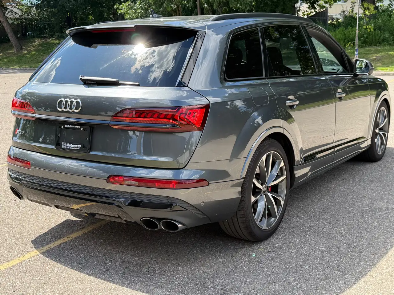 Audi SQ7 - Image 9