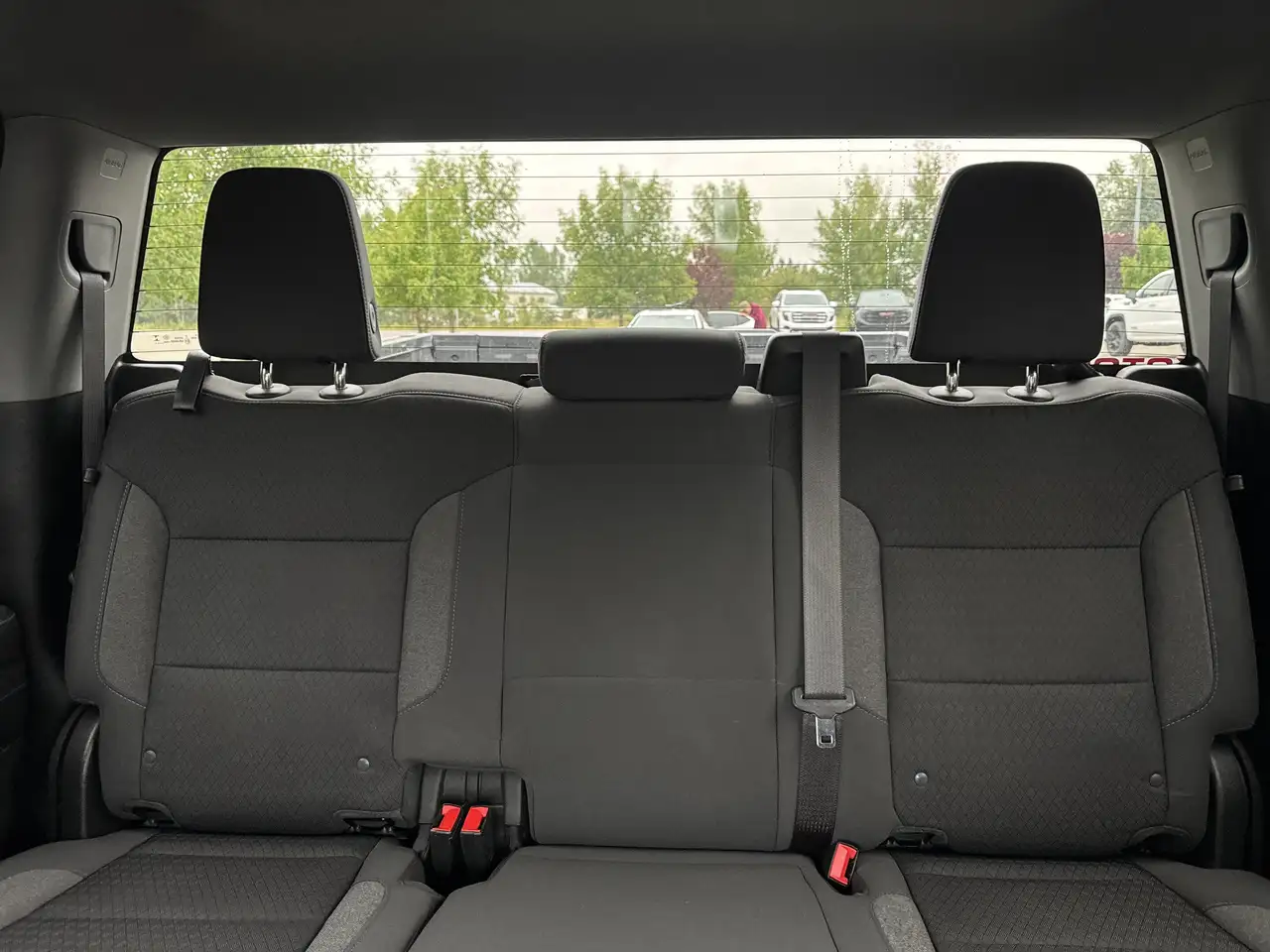 Chevrolet Silverado 1500 - Image 11