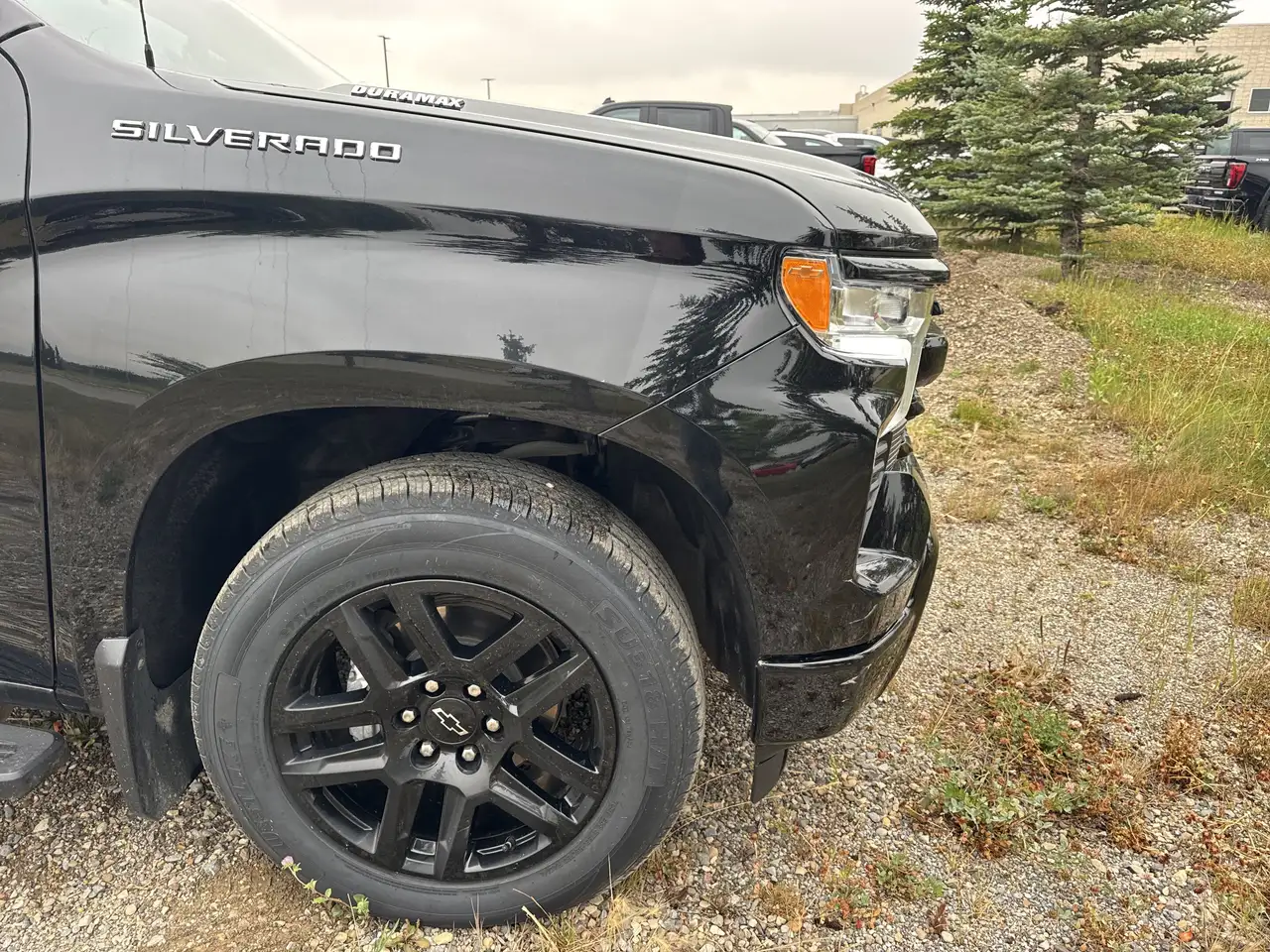 Chevrolet Silverado 1500 - Image 4