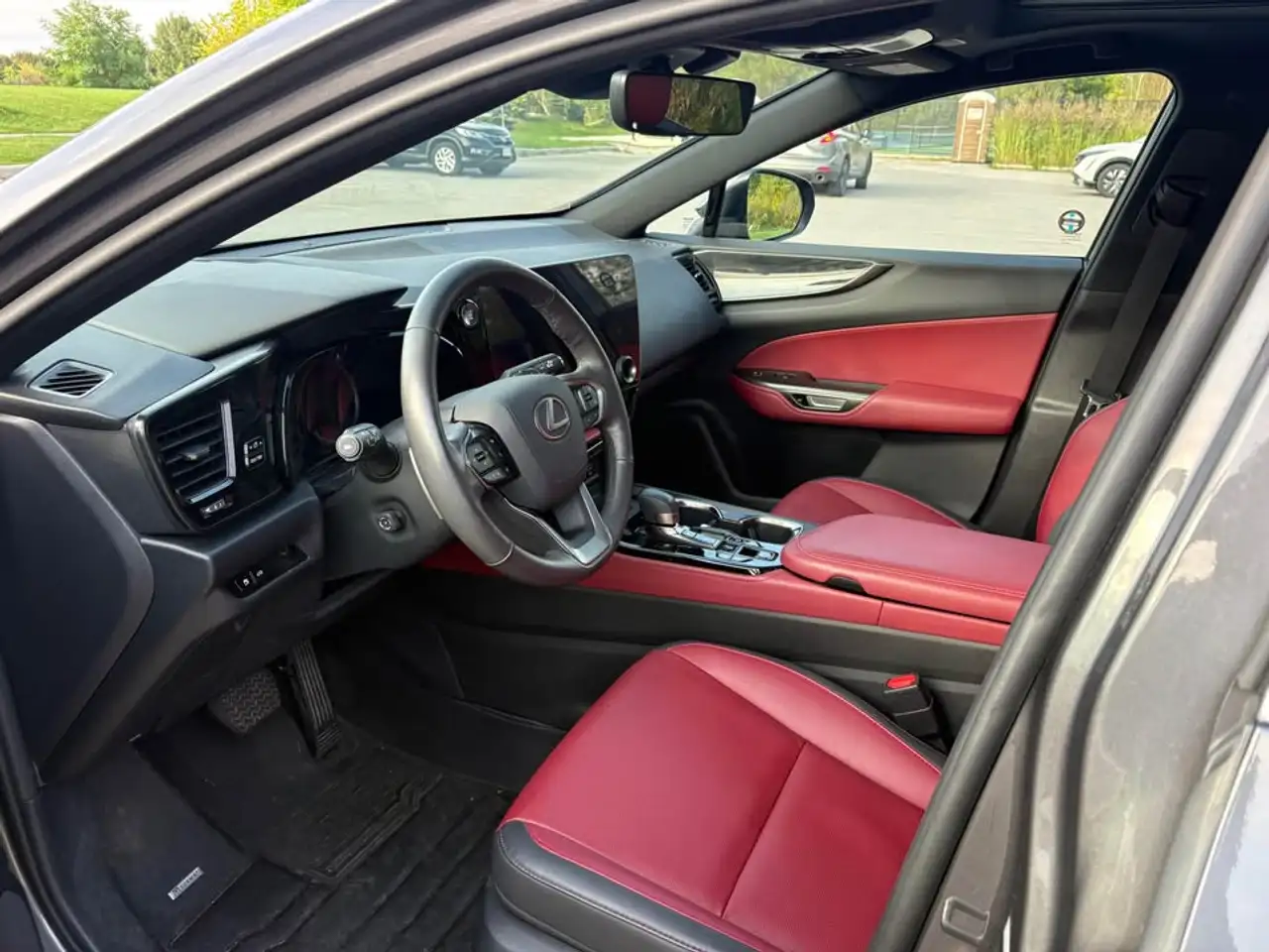 Lexus NX 350 - Image 8
