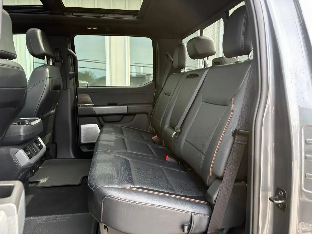 Ford F-150 - Image 13