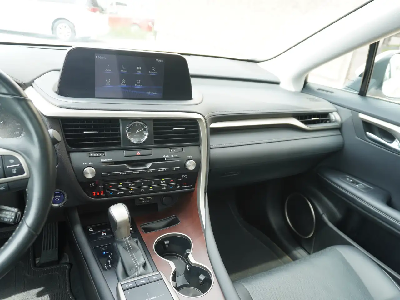 Lexus RX - Image 19