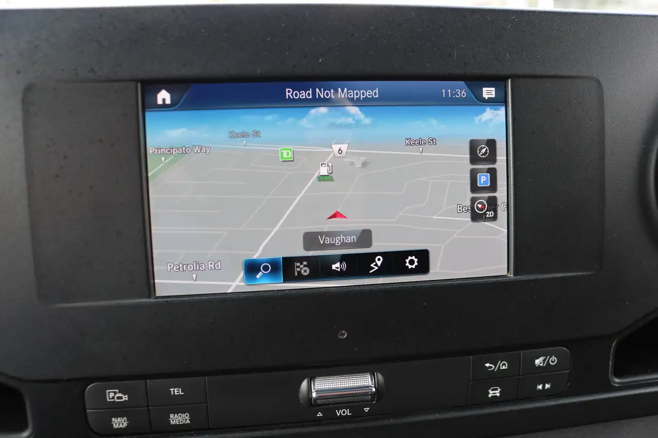 Mercedes-Benz Sprinter - Image 9